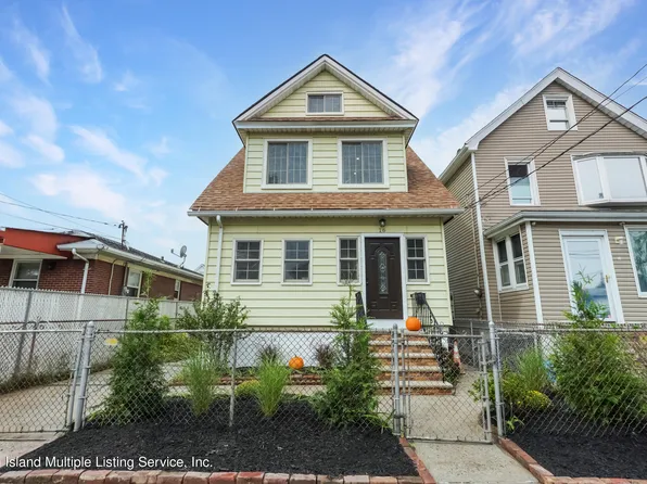 16 Riley Pl, Staten Island, NY 10302
