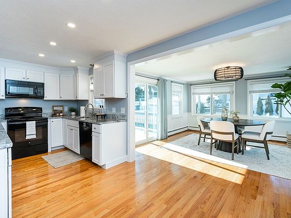 5th image of 108 Azalea Dr