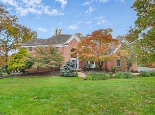 7 Old Dutch Rd, Warren, NJ 07059