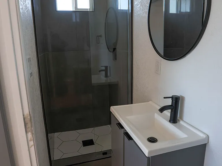 3330 Claudia Dr — Photo 24