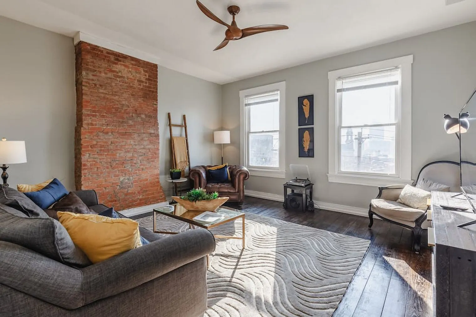 2 bed, 2.0 bath, 1453 sqft, $3,017 — Photo 3