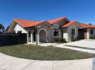 Leomar Homes, Miami, FL 33182