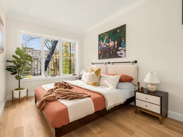 300 Fifth Street image 9 of 15