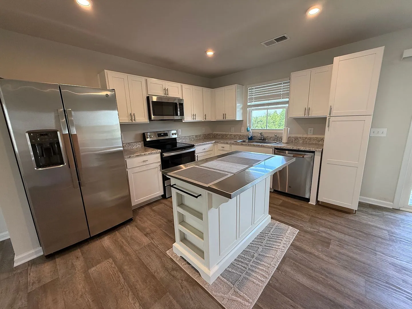 3/2.5 Townhome Available Now in Simpsonville! — Photo 3