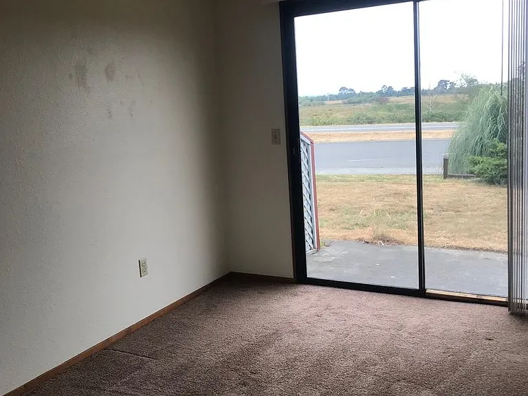 800 Crescent Way — Photo 5