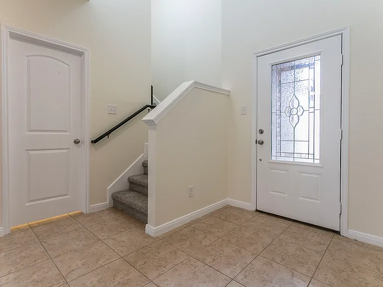 211 Azalea Way — Photo 15