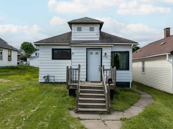 412 Amber St, Iron River, MI 49935