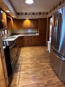 3rd image of 2504 Crystal Dr