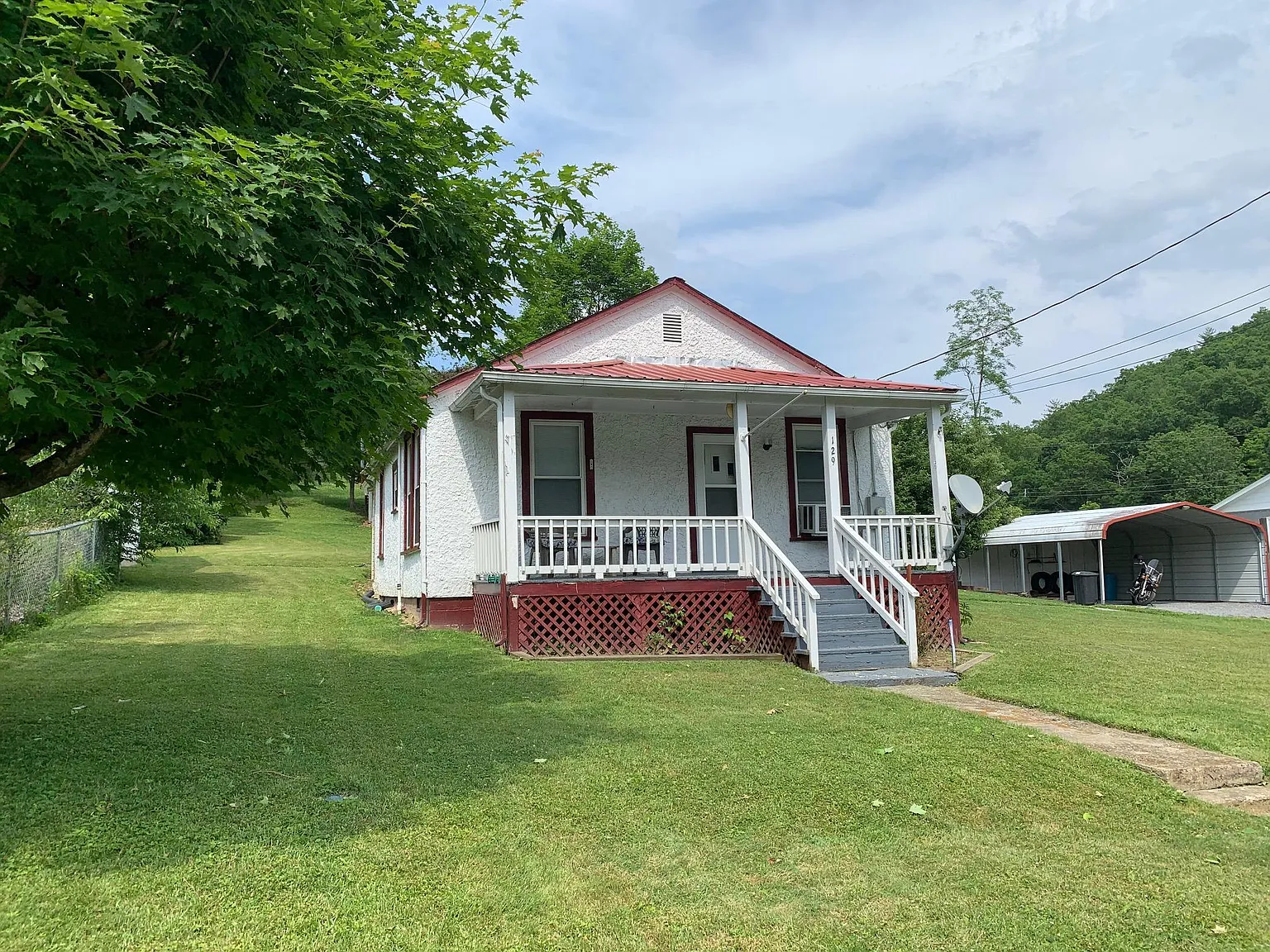 129 Harper St photo 1