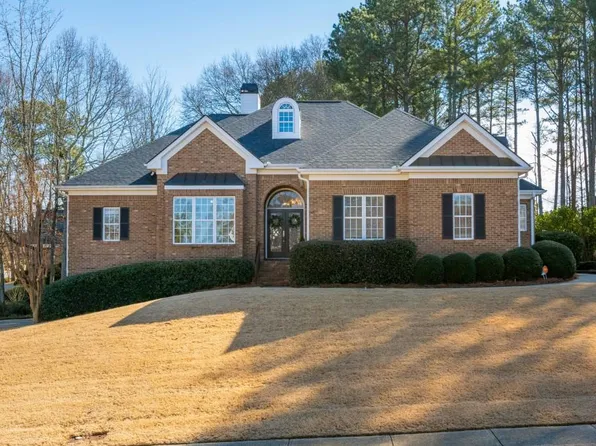 412 Mallory Cir, Loganville, GA 30052
