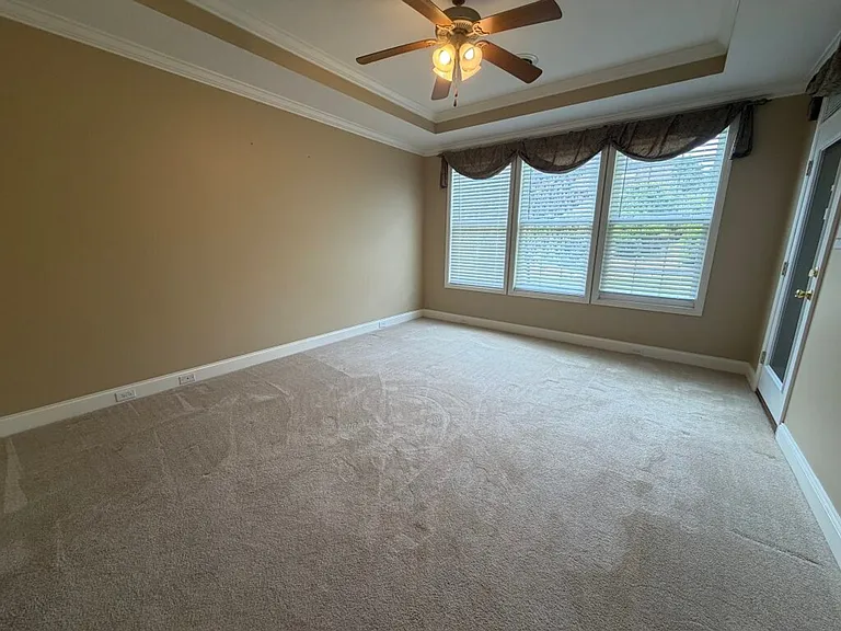 4601 Ivy Rose Dr — Photo 9
