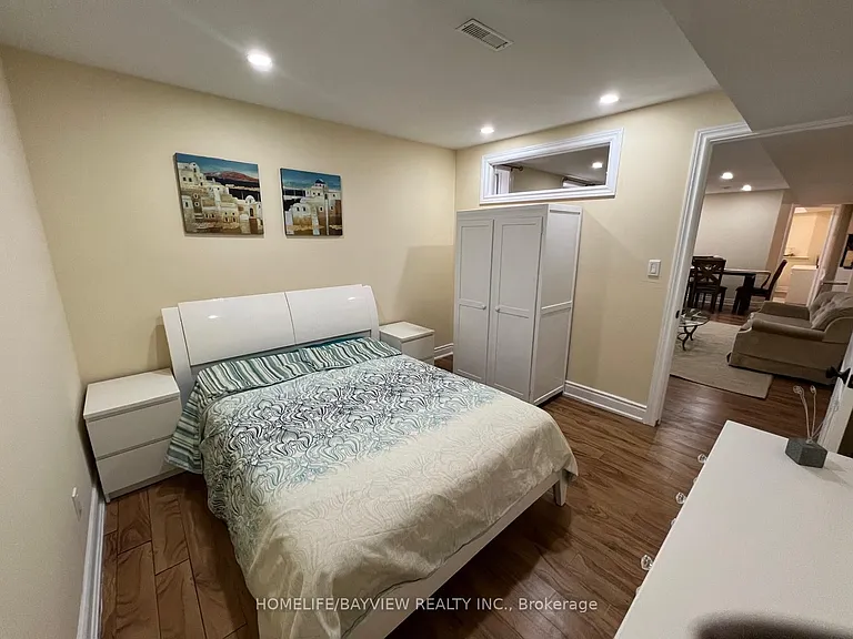 157 Goldsmith Cres #BASEMENT — Photo 4