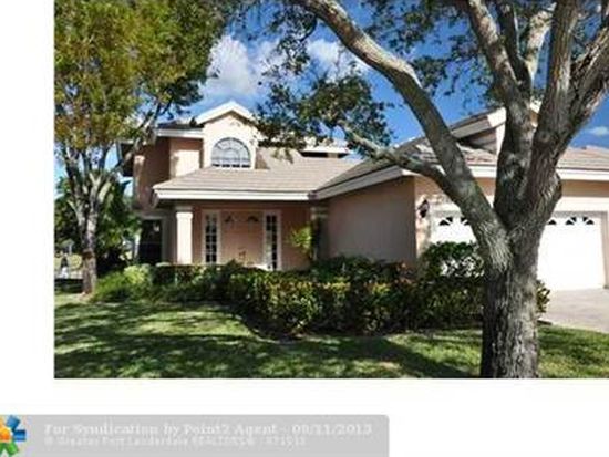 11713 Highland Pl, Coral Springs, FL 33071