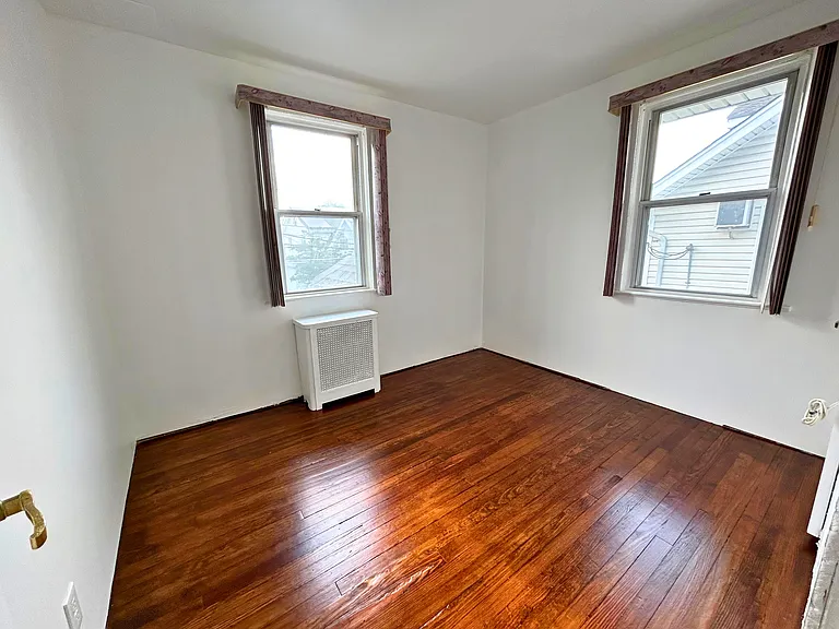52 Fairway Ave — Photo 16