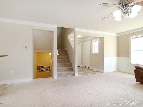 5th image of 617 Wild Flower Dr