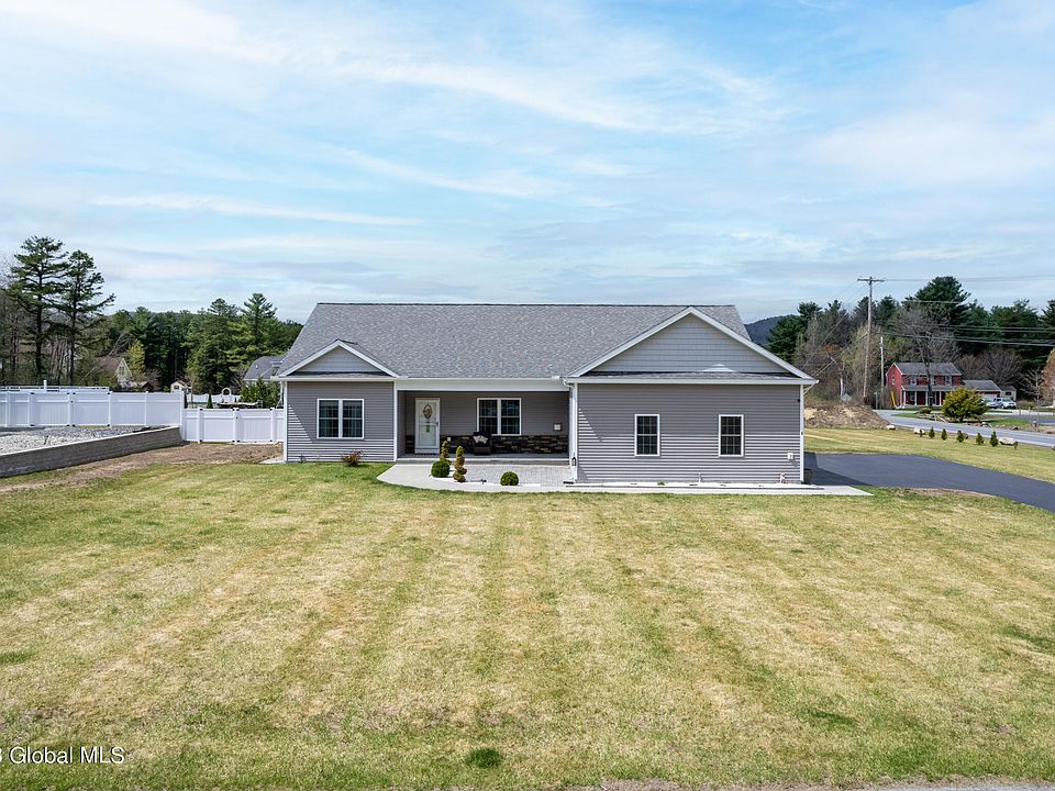 4 Westberry Way, Queensbury, NY 12804 Zillow