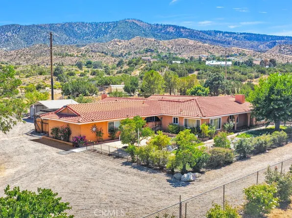 9072 Green Rd, Pinon Hills, CA 92372
