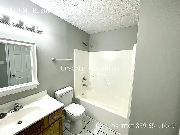 1169 Mount Rushmore Way — Photo 4