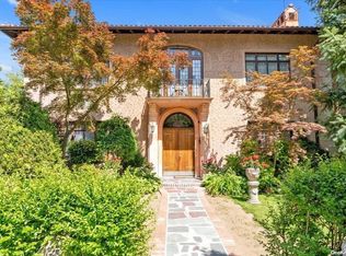 303 Knollwood Ave, Douglaston, NY 11363