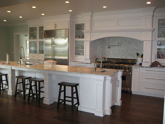 5th image of 2601 Rose Isle Cir