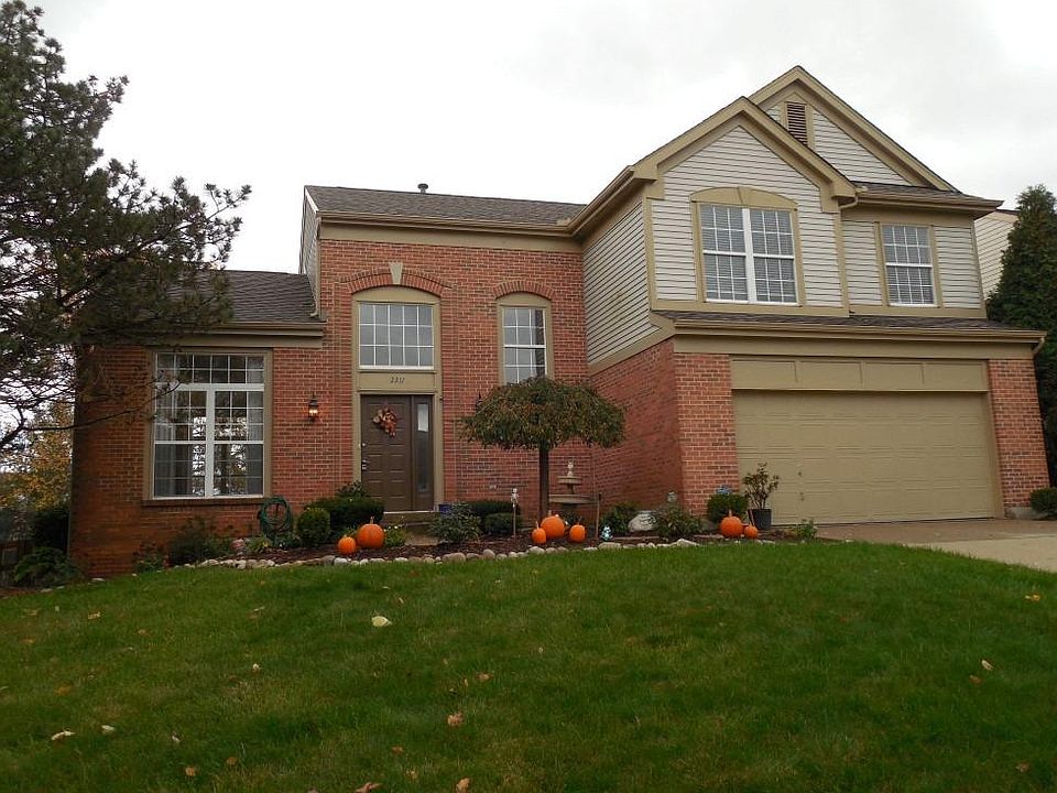 1st image of 2211 Forest Pond Dr