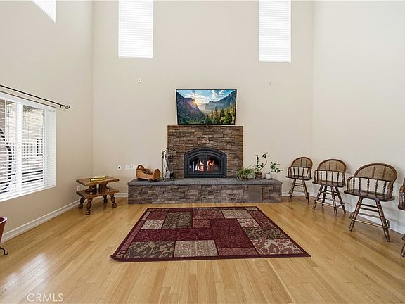 3rd image of 13675 Davenport Rd
