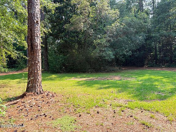4th image of 6225 Forsyth Rd