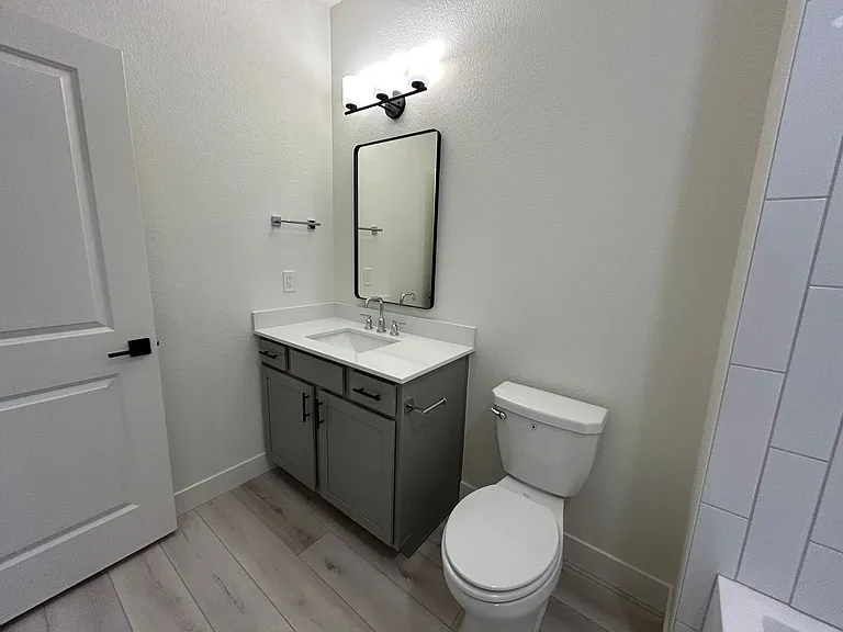 5061 Avon Ave — Photo 10