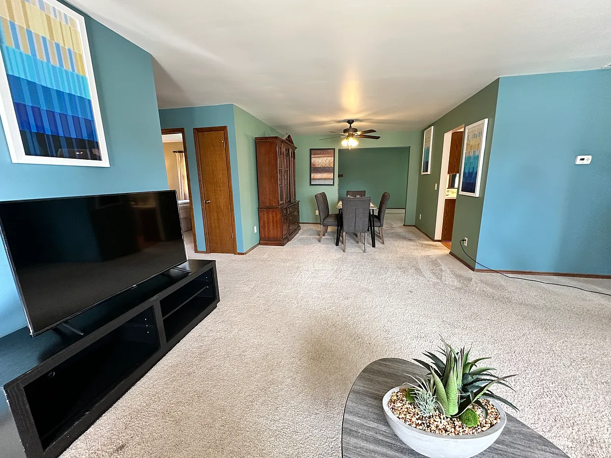Building Photo - 2502 Grange Dr