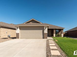 2413 Ranch Ave, Midland, TX 79705