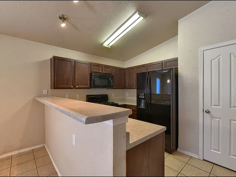 7351 Burntside Ln — Photo 9