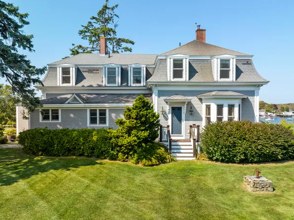 12 Steamboat Wharf Lane, Harpswell, ME 04079