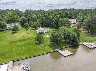 225 E River Bend Dr, Eatonton, GA 31024