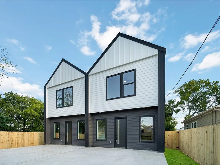 4353 Aledo St #B — Photo 2
