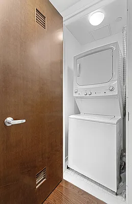 Rented by Keller Williams NYC | media 8