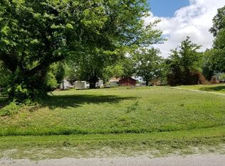 1314 S Ledford St, Harrisburg, IL 62946