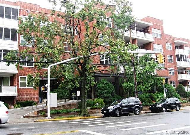 1st image of 1 Kensington #115