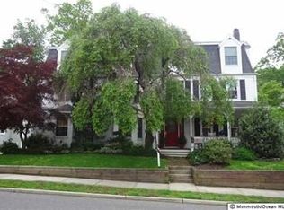 34 Allen St, Rumson, NJ 07760