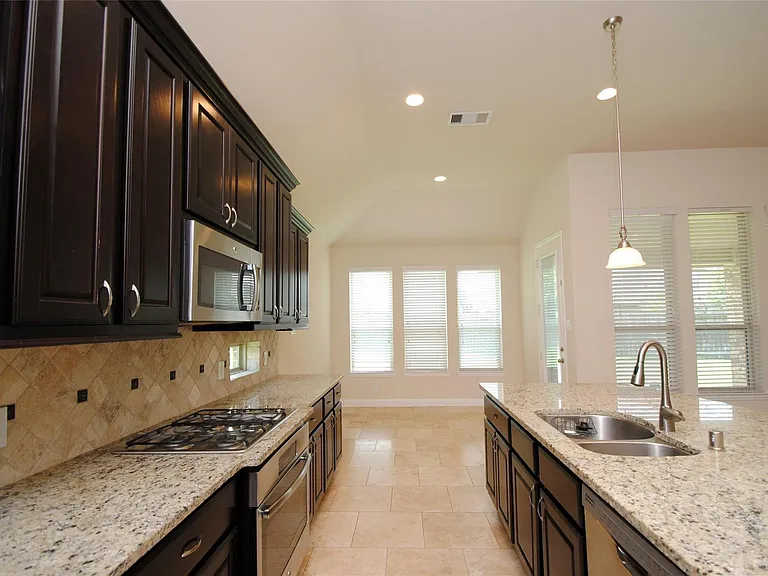 4803 Basil Clear Trl — Photo 6