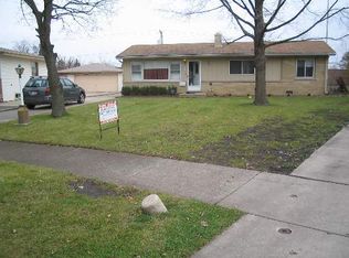 601 N Eastman Dr, Mount Prospect, IL 60056