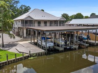 31445 Barbara Dr, Springfield, LA 70462