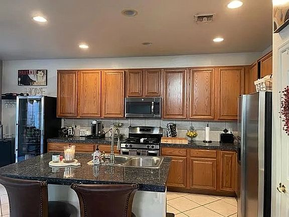 2nd image of 4302 N Sunset Cliff Dr