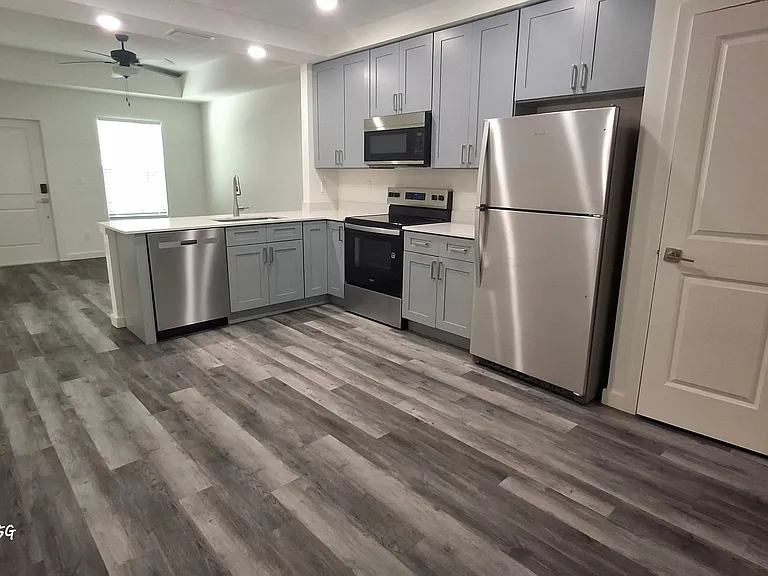 3170 Oleander Ave — Photo 15