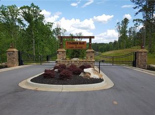 808 Little Bay Ln, Seneca, SC 29672