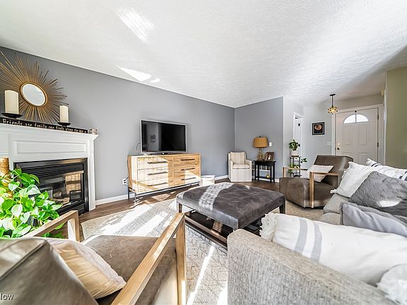 4th image of 3490 Trailview Ct
