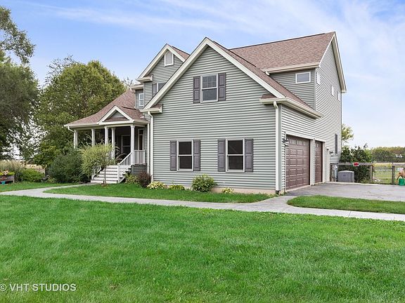 3rd image of 4704 Brockham Ct