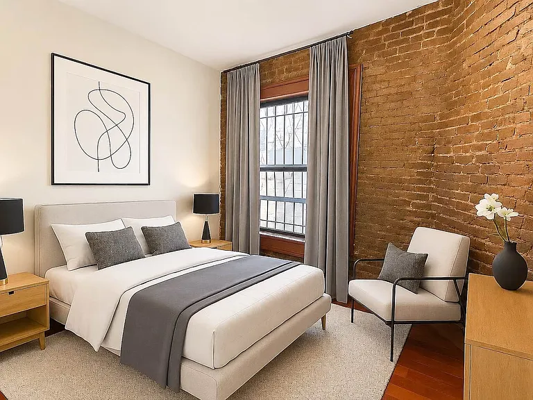 1261 Park Ave #15 — Photo 2