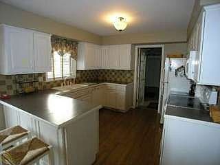 2nd image of 4035 Washington Crescent Dr