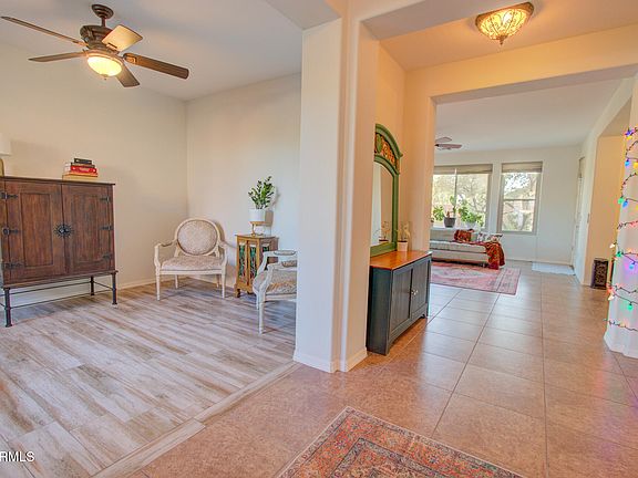 5th image of 587 E WHITE WING Drive
