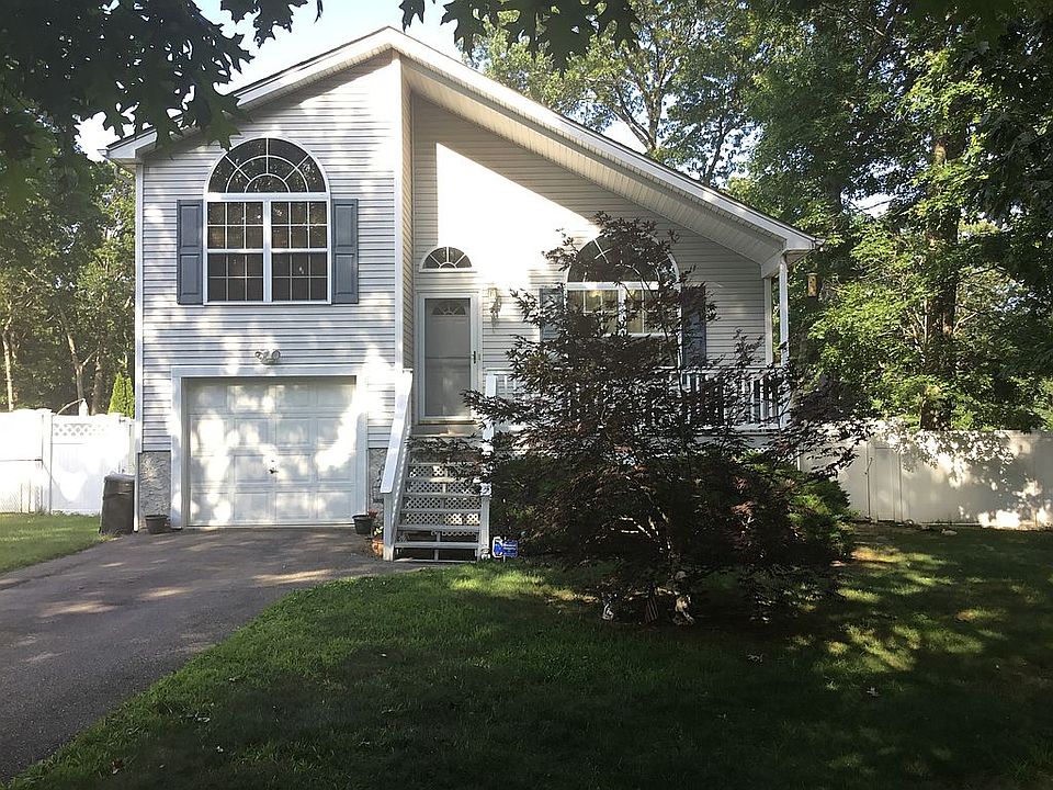 1st image of 112 Auborn Ave